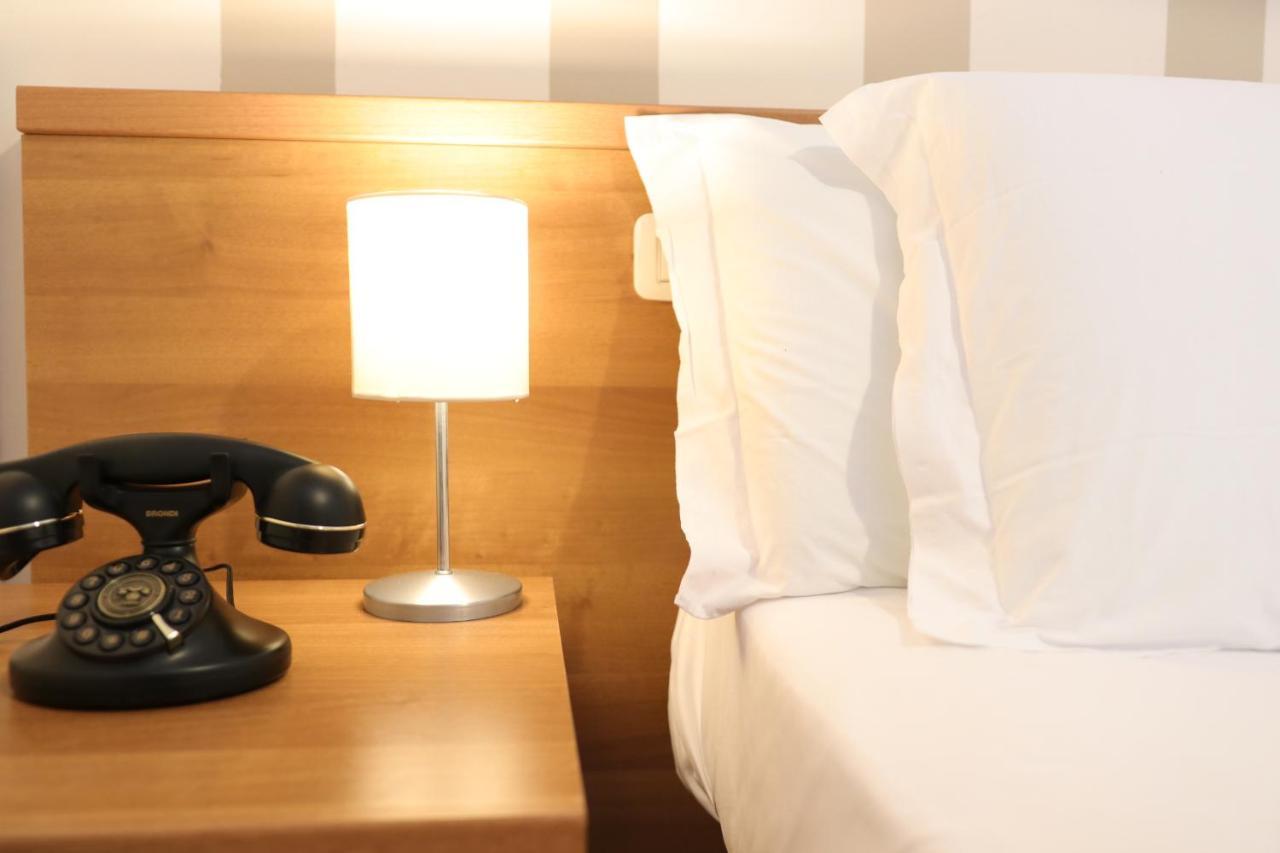 Hotel Castel Miramonti Селва ди Фасано Екстериор снимка