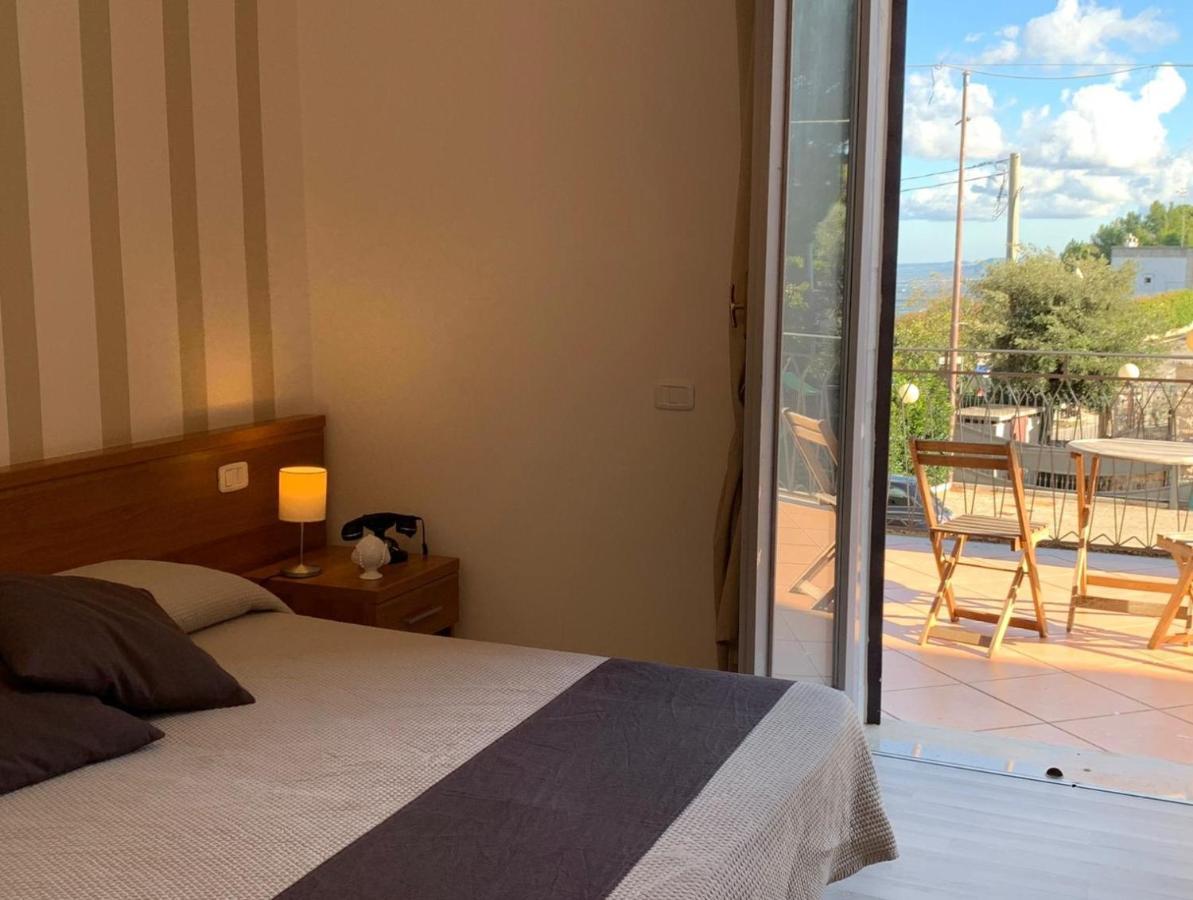 Hotel Castel Miramonti Селва ди Фасано Екстериор снимка