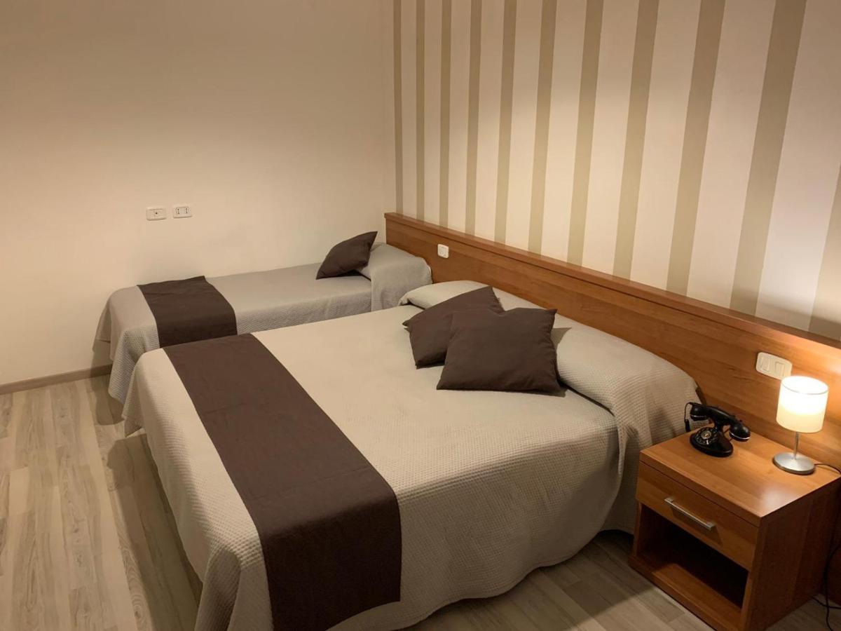 Hotel Castel Miramonti Селва ди Фасано Екстериор снимка